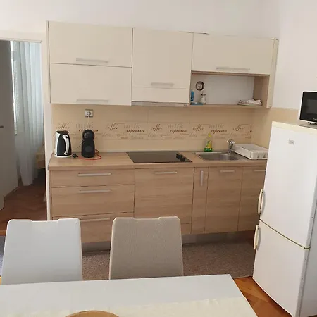 Sandra 2+2 *** Apartment