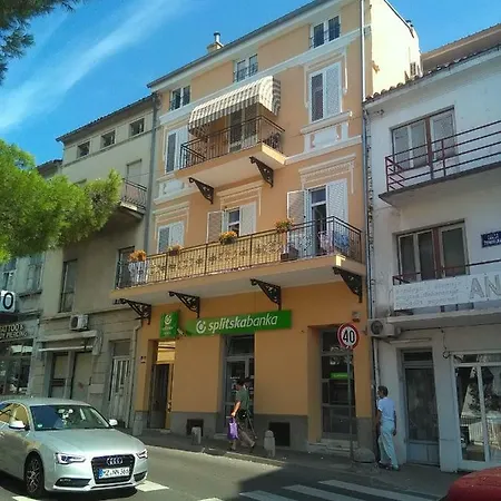 Sandra 2+2 *** Apartment *