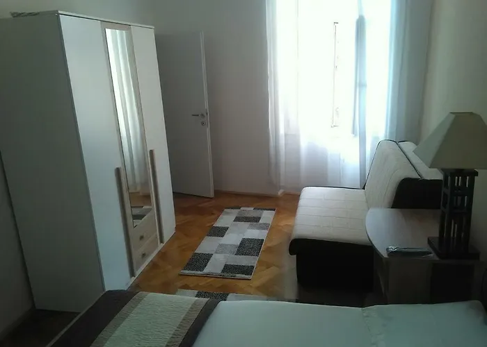 Sandra 2+2 *** شقة تْسْغيكفانِتْسا