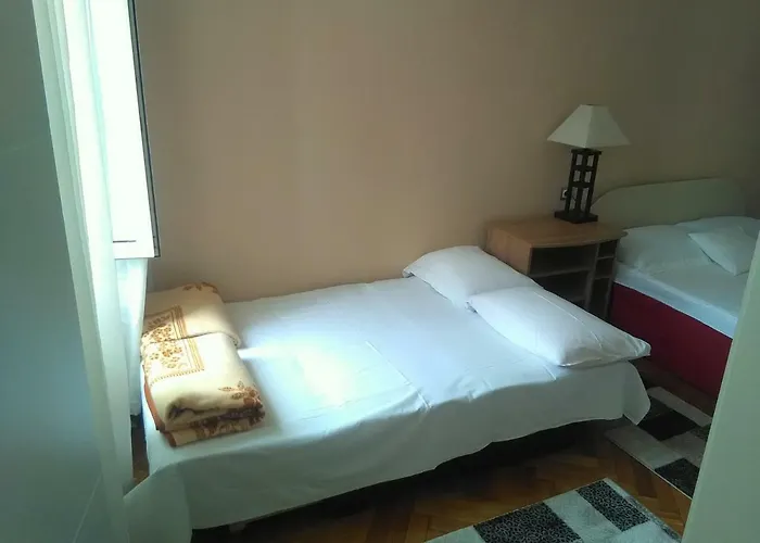 Sandra 2+2 *** شقة *