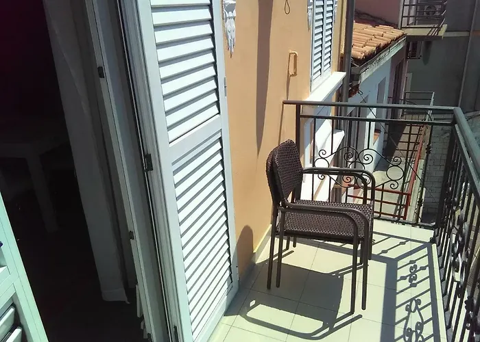 Sandra 2+2 *** شقة