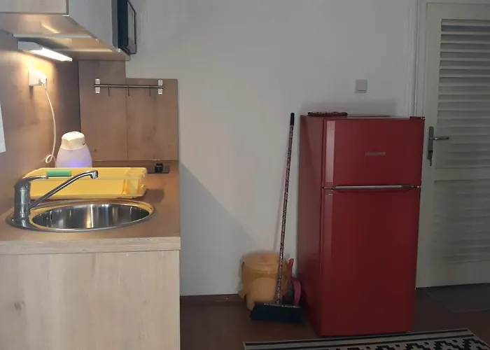 Sandra 2+2 *** شقة