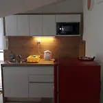 Sandra 2+2 *** تْسْغيكفانِتْسا