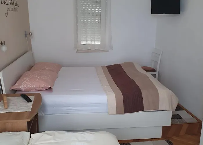 Sandra 2+2 *** Apartment